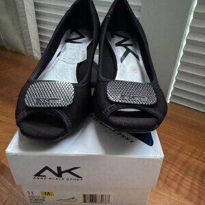 Anne Klein Shoes - Size 11M    NEW; NEVER WORN
